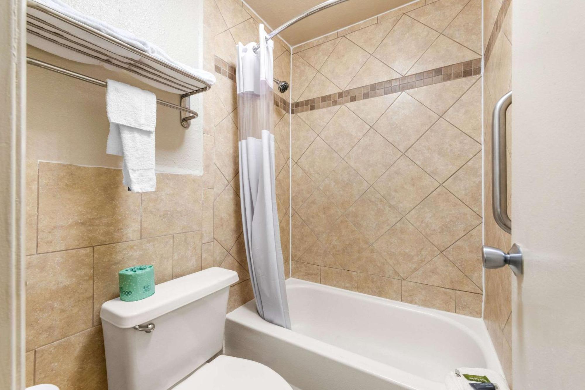 Econo Lodge Charlotte Airport Kültér fotó