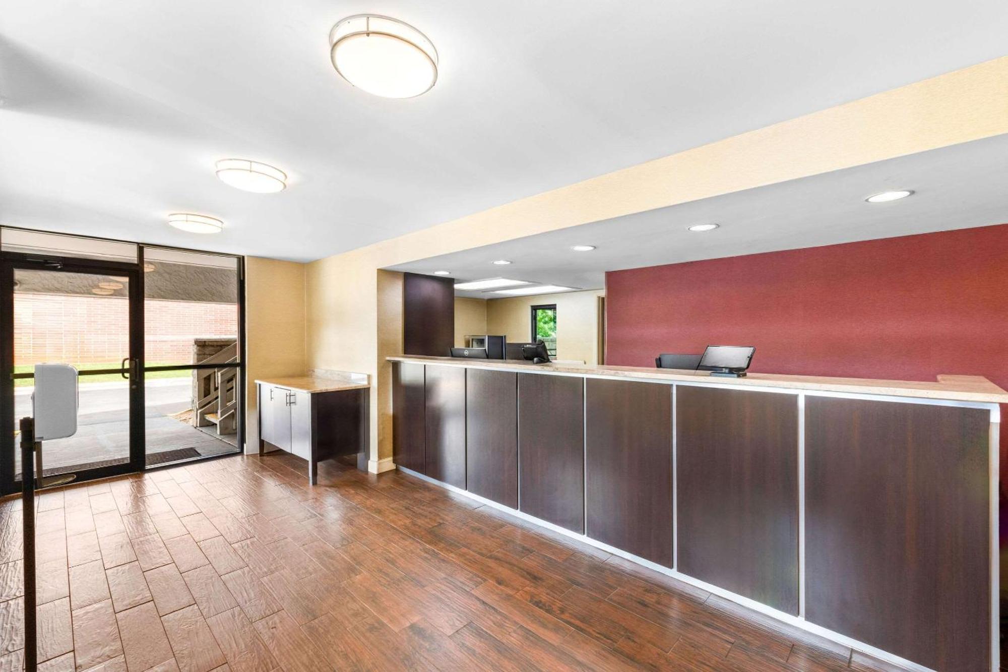 Econo Lodge Charlotte Airport Kültér fotó